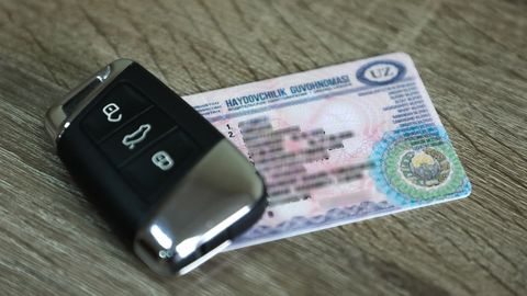 O‘zbekistonda haydovchilik guvohnomasini olish uchun o‘tkaziladigan imtihonlardan inson omili to‘liq cheklanmoqda