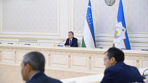 «Нарх-наво барқарорлигини таъминлашнинг ягона тўғри йўли — бу фермерлар манфаатдорлигини таъминлаш» — Шавкат Мирзиёев