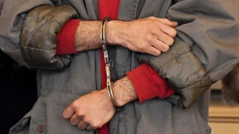 Rossiyada 41 yoshli O‘zbekiston fuqarosi 14 yoshli qizga tegajog‘lik qilganlikda gumonlanib qo‘lga olindi