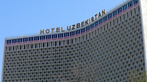 &laquo;Ўзбекистон&raquo; меҳмонхонасининг фойдаси деярли 6 баробарга камайди. У хусусийлаштирилиши керак эди, аммо ҳали ҳам давлатга тегишли