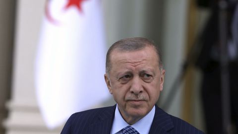 “Turkiya Shvetsiya va Finlyandiyaning NATOga kirishini ma’qullamaydi, ularning diplomatlari bizni ishontirishga urinmasa ham bo‘ladi” — Rajab Toyyib Erdo‘g‘on