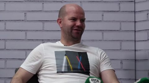 «Яхши футболчидан ҳар доим ҳам яхши мураббий чиқавермайди». Александр Гейнрих — ўтмишдаги ёрқин ўйинлари, ҳозирги ҳаёти ва келажакдаги режалари ҳақида