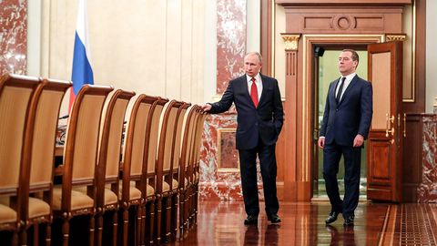 Украина Бош прокуратураси Шойгу, Медведев ва Россия Хавфсизлик кенгашининг бошқа аъзоларини сўроққа чақирди. Путинга чақирув қоғози берилмаган