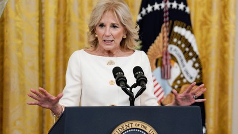 AQSH birinchi xonimi Jill Bayden Ruminiya va Slovakiyaga tashrif buyuradi