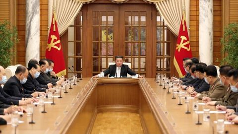 Shimoliy Koreyada 350 ming kishi “noma’lum bezgak” bilan kasallangani ma’lum qilindi