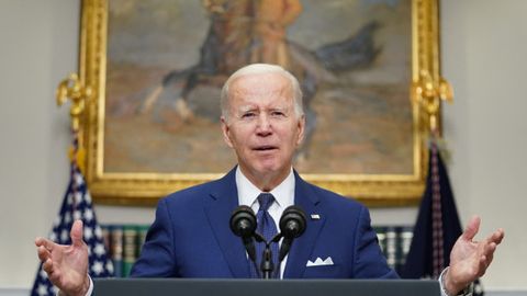 АҚШ мактабидаги отишма қурбонлари сони 21 кишига етди. Байден қурол лоббисига қарши курашишга чақирди