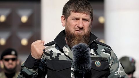 Qodirov Zelenskiyga Ukrainani qanday qutqarish haqida maslahat berdi
