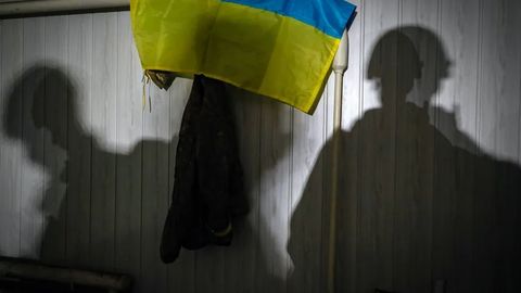 Berluskoni, Kissinjer va The New York Times Ukrainani Rossiyaga o‘z hududlarini berib yuborishga chaqirmoqda. Kiyev bu faqat yangi urushni keltirib chiqarishini aytmoqda