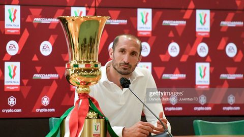 «Ювентус»нинг 37 ёшли футболчиси Жоржио Кьеллини фаолиятини якунлашини маълум қилди