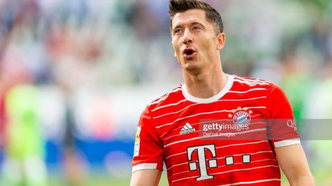 «Барселона» Роберт Левандовски учун расмий таклиф юборди. Ҳужумчи Хави билан 2 марта суҳбатлашган