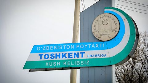 Toshkentda buvisi tengi ayolga shilqimlik qilgani aytilgan yigitga sud hukmi o‘qildi