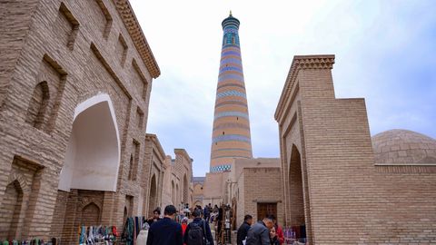 O‘zbekistonda madaniy meros yodgorliklarini muhofaza qilishga yo‘naltirilgan ishonch telefoni ishga tushirildi