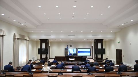 “Har bir viloyat hokimida kamida 100 million dollarlik yangi elektrotexnika loyihalari bo‘lishi shart” — Shavkat Mirziyoyev