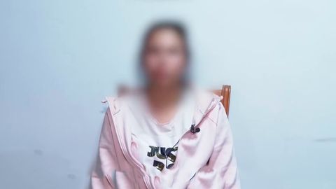 Тошкентда синтетик гиёҳванд моддаларни белгиланган бир манзилдан бошқасига етказиш билан шуғулланган қиз ушланди