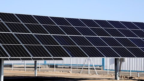 O‘zbekistondagi deyarli barcha davlat idoralariga muqobil energiya qurilmalarini o‘rnatish vazifasi qo‘yildi