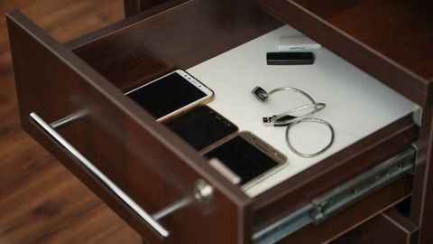 Украинада уруш бошлангандан кейин Ўзбекистоннинг телефон импорти қандай ўзгарди?