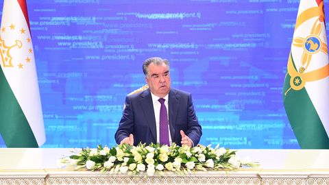 Emomali Rahmon Tojikistonda vaziyatni beqarorlashtirishga tayyor kuchlar haqida ogohlantirdi