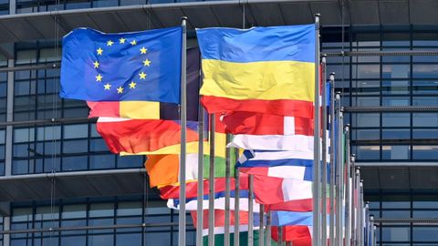 Bloomberg: Евроиттифоқ Украинага номзод мақомини беришга тайёр