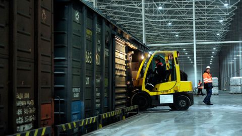 Rossiyada tovarlarni mualliflik huquqi egasining ruxsatisiz import qilish imkonini beruvchi qonun qabul qilindi