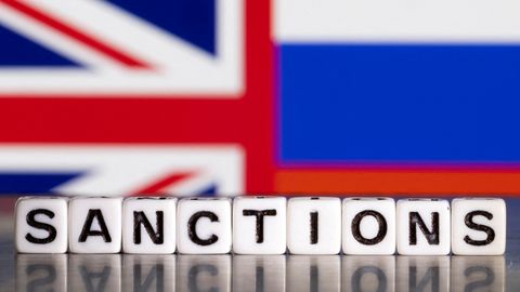 Rossiya Buyuk Britaniyaning 29 nafar jurnalistini sanksiyalar ro‘yxatiga kiritdi. Ro‘yxatda Britaniyaning bir qator OAV rahbarlari ham bor