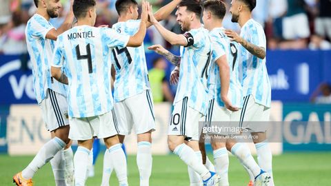 Аргентина етакчи, Испания эса учинчи ўринда. The Guardian нашри ЖЧ—2022 фаворитлари рейтингини эълон қилди