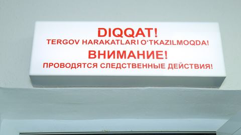 Сурхондарёда ҳайдовчи радар ўрнатилган машинада хизмат олиб бораётган ЙПХ ходимини ҳақорат қилди