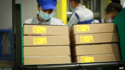 Навоий биринчи, Сурхондарё охирги &mdash; қайси вилоят аҳоли жон бошига кўпроқ саноат маҳсулотларини ишлаб чиқармоқда?