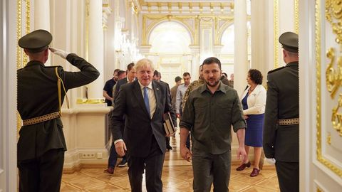 Boris Jonson urush boshlanganidan beri ikkinchi marta Kiyevga keldi. Uning tashrifi haqida yana oldindan e’lon qilinmadi