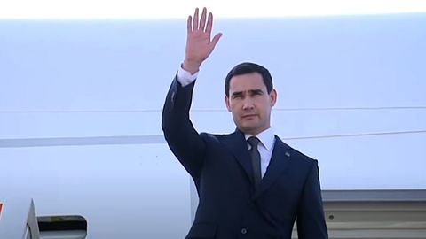 Туркманистон президенти Сердар Бердимуҳамедов даволаниш учун Германияга жўнаб кетди — ОАВ