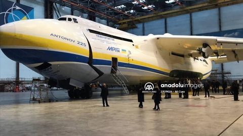 Британиялик миллиардер Ричард Бренсон Украинага янги «Мрия» самолётини қуришда ёрдам беради