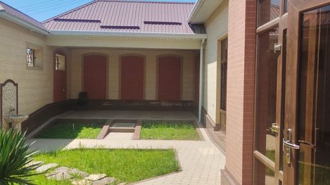 Қўқондаги бўш турган бинолар қарийб 9 млрд сўмга аукционга қўйилди