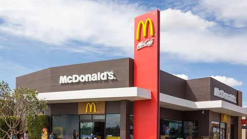 McDonald&rsquo;s Rossiyani tark etganidan so&lsquo;ng 1,2 milliard dollar zarar ko&lsquo;rdi