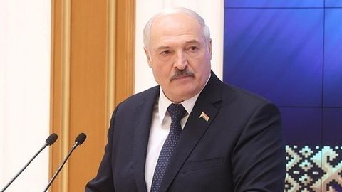 Лукашенко: «Беларусь Украинадаги урушда қатнашишга интилаётгани йўқ»