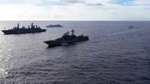 Tokio Rossiyani Kuril orollarining janubiy qismida harbiy mashg‘ulotlar o‘tkazmaslikka chaqirdi