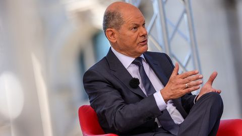 “Moskvaga qarshi sanksiyalar qancha kerak bo‘lsa, shuncha vaqt davom etadi” — Olaf Shols