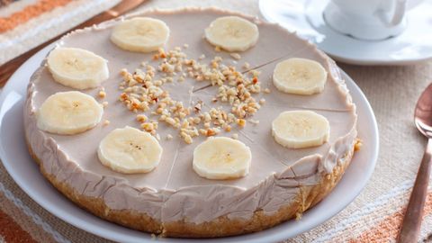 Pechda pishirilmaydigan, tvorog qo‘shib tayyorlanadigan mazali bananli chizkeyk retsepti