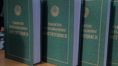 Давлат истеъдодли ёшларнинг моддий аҳволидан қатъи назар, таълимни давом эттиришини кафолатлаши Конституцияда белгилаб қўйилмоқда