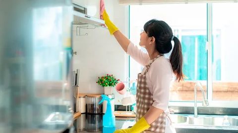 Oshxona shkaflarini to‘g‘ri tozalash bo‘yicha 7 ta layfxak