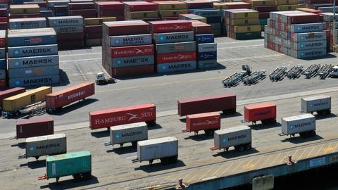 Россия товарларини АҚШга етказиб бериш 18 йил ичда энг паст даражага тушди