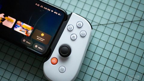 Sony kompaniyasi iPhone uchun yangi geympad taqdim etdi