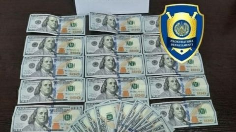 Farg‘onada fuqaro MCHJ rahbaridan 3000 dollar pul olayotganda ushlandi
