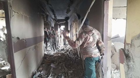 Сомали пойтахтида жангариларнинг меҳмонхонага бостириб кириши оқибатида камида 30 киши ҳалок бўлди