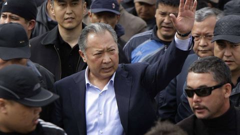 Беларусь Қирғизистон собиқ президенти Бакиевни ватанига экстрадиция қилишдан бош тортди