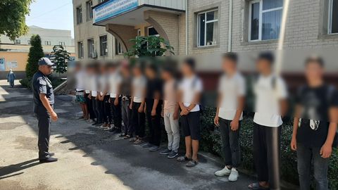 Фарғонада яна 14 нафар назоратсиз юрган бола ижтимоий-ҳуқуқий ёрдам кўрсатиш марказига жойлаштирилди