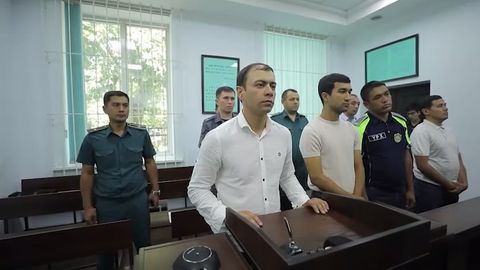 Toshkentda yo‘lning qarama-qarshi tomoniga chiqib harakatlangan haydovchi 15 sutkaga qamaldi (video)