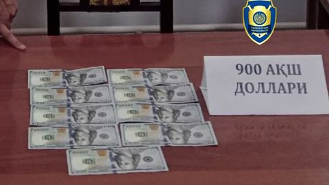 Андижонда фуқаролардан чет элдаги ўқишини кўчириб бериш учун 900 доллар олган шахс ушланди