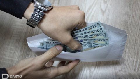 Сурхондарёда Халқ таълим бўлими ходими пора билан қўлга тушди
