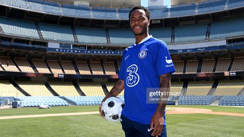 Раҳим Стерлинг нима сабабдан «Манчестер Сити»ни тарк этганини маълум қилди