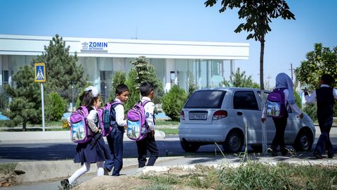 Ўзбекистоннинг қайси ҳудудида 1-синф ўқувчилари кўпроқлиги маълум қилинди