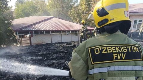 Andijondagi korxonaning qurilishi tugallanmagan binosida yong‘in chiqdi